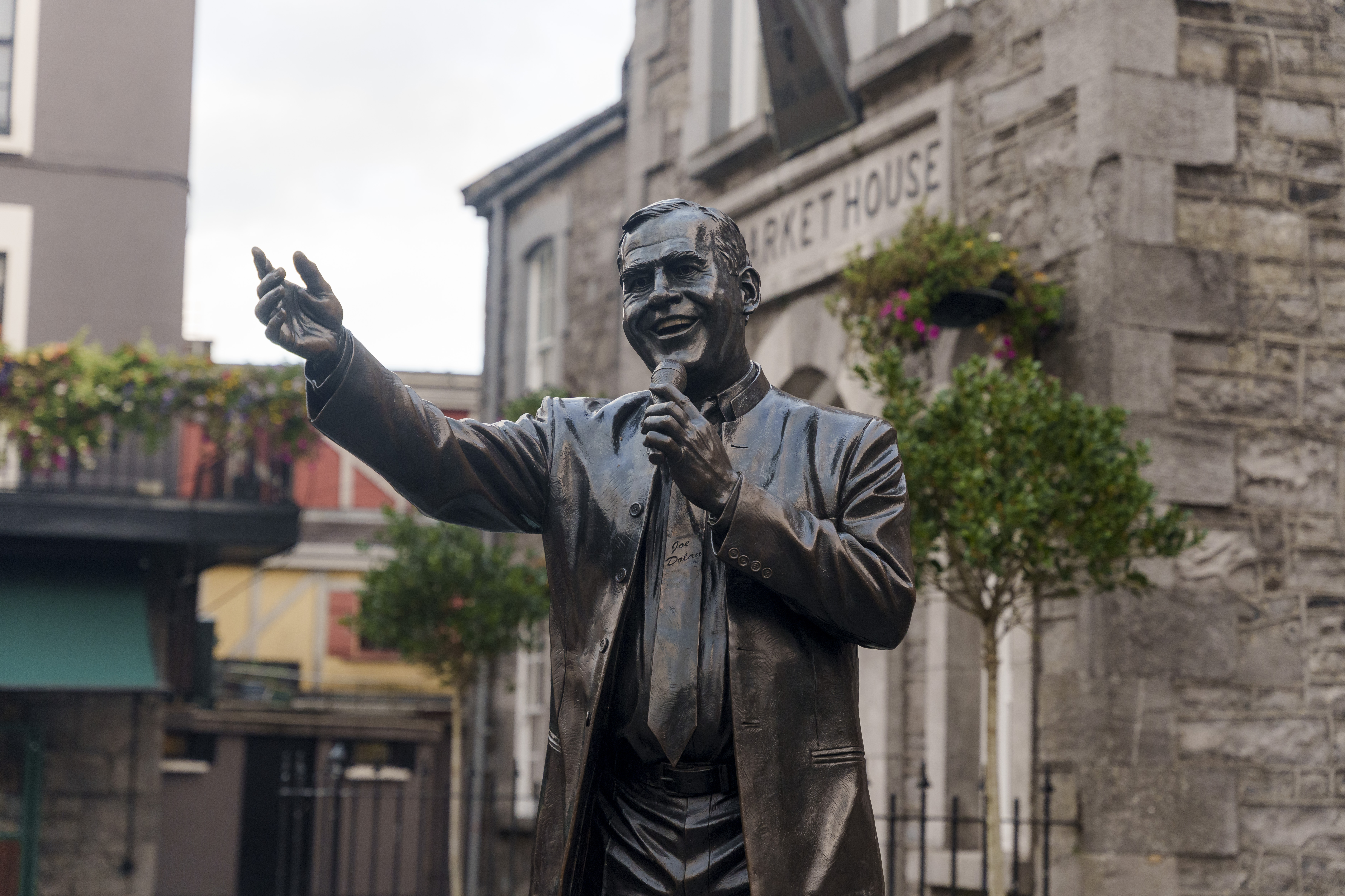 A Historic Getaway: Discover the Charm of Greville Arms Hotel